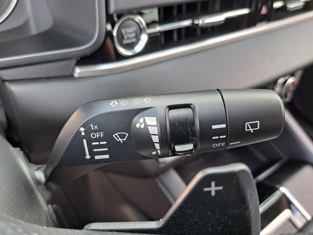 Used 2024 Mitsubishi Outlander ES AWD/4WD image 11