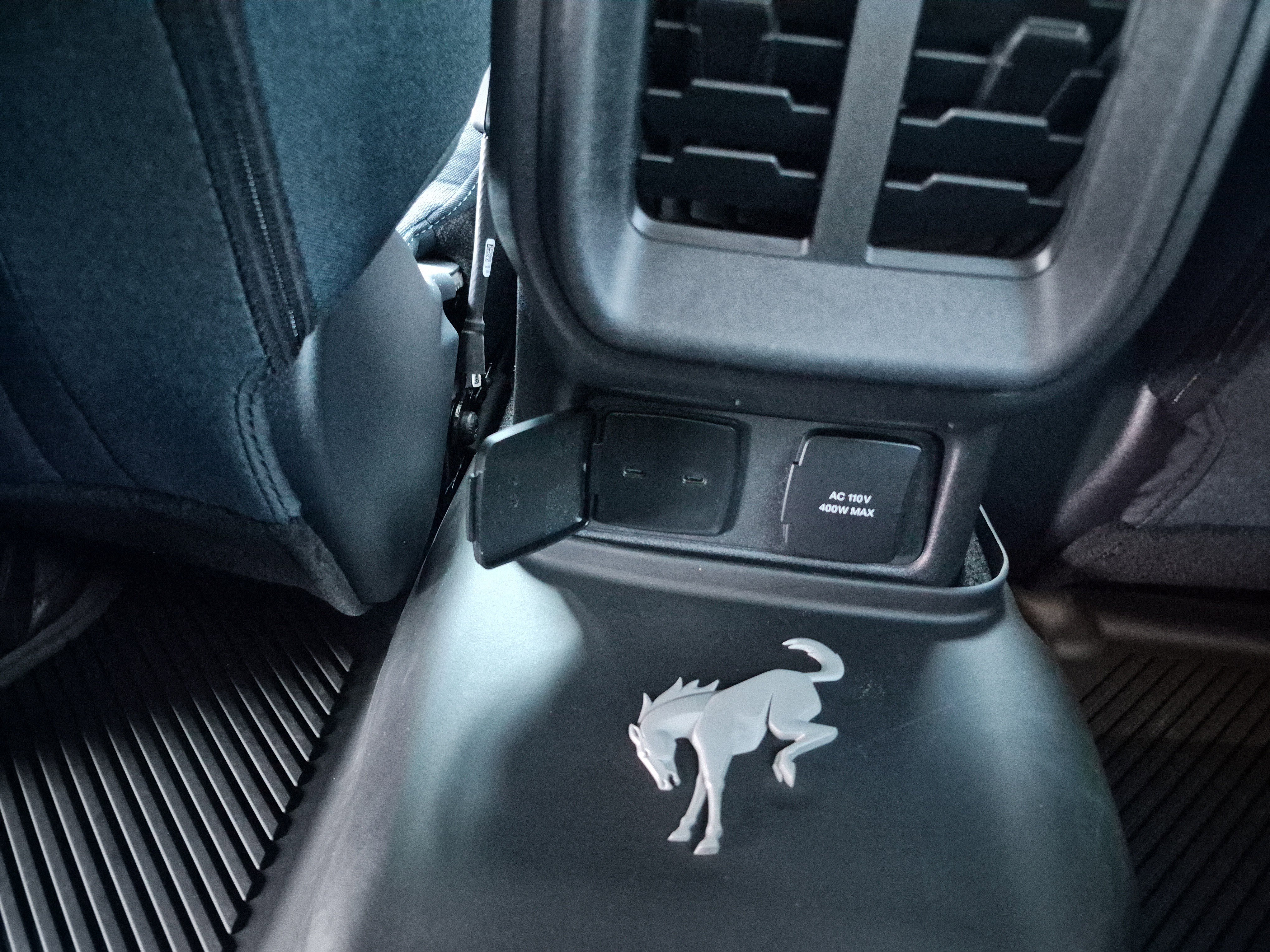 New 2025 Ford Bronco Heritage Edition image 18