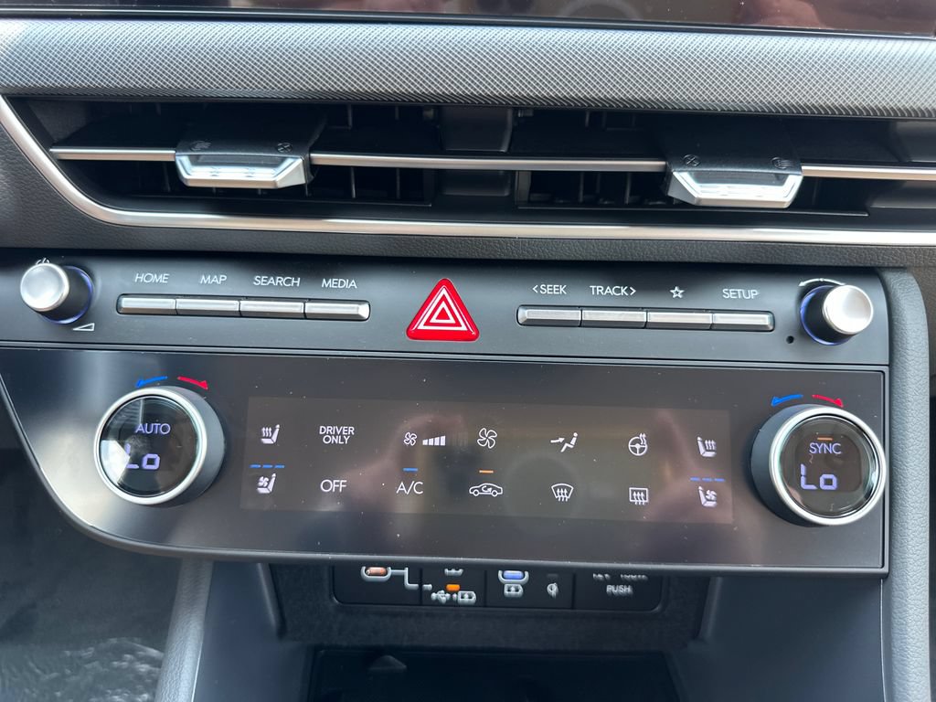 New 2026 Hyundai Sonata Limited FWD image 32