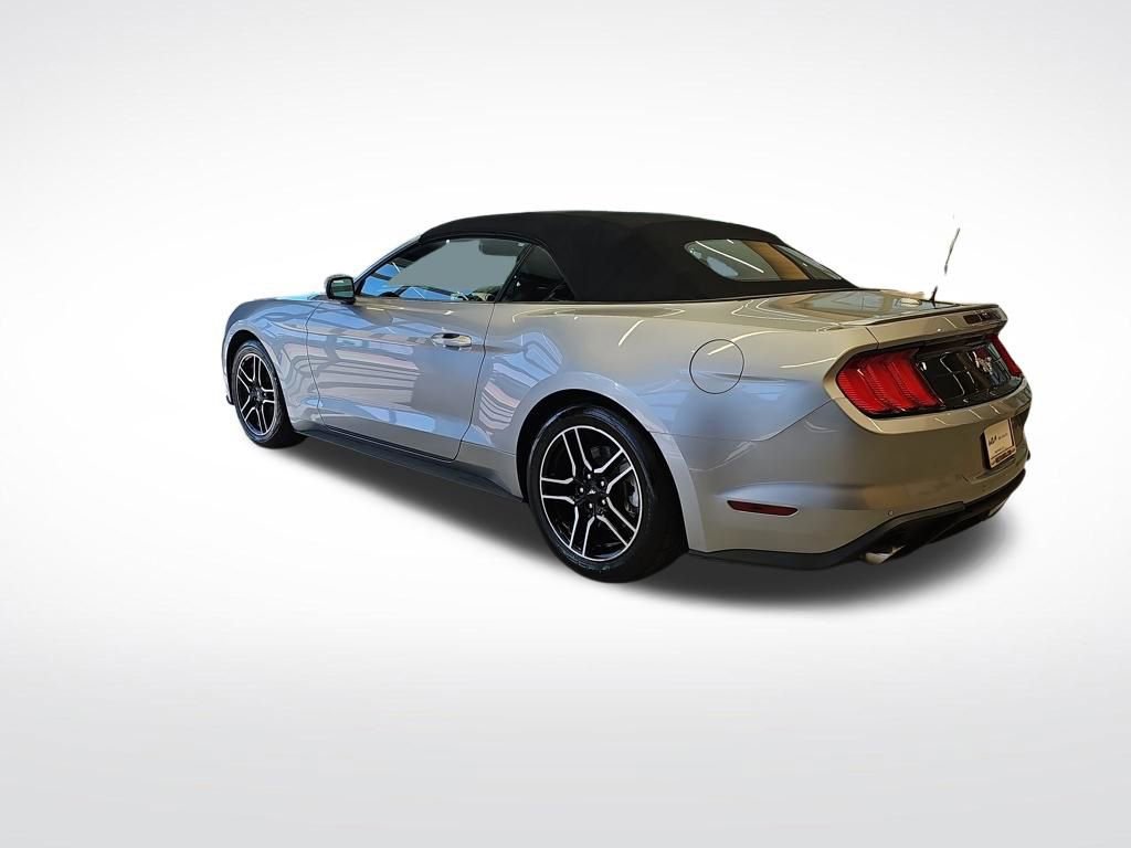 Used 2023 Ford Mustang Premium image 4