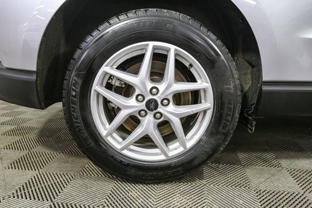 Used 2024 Ford Edge SEL w/ Convenience Package image 16