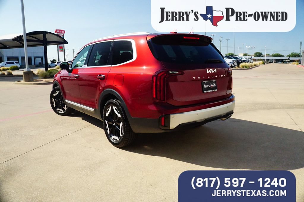 Used 2023 Kia Telluride S w/ S Sunroof Package FWD image 2