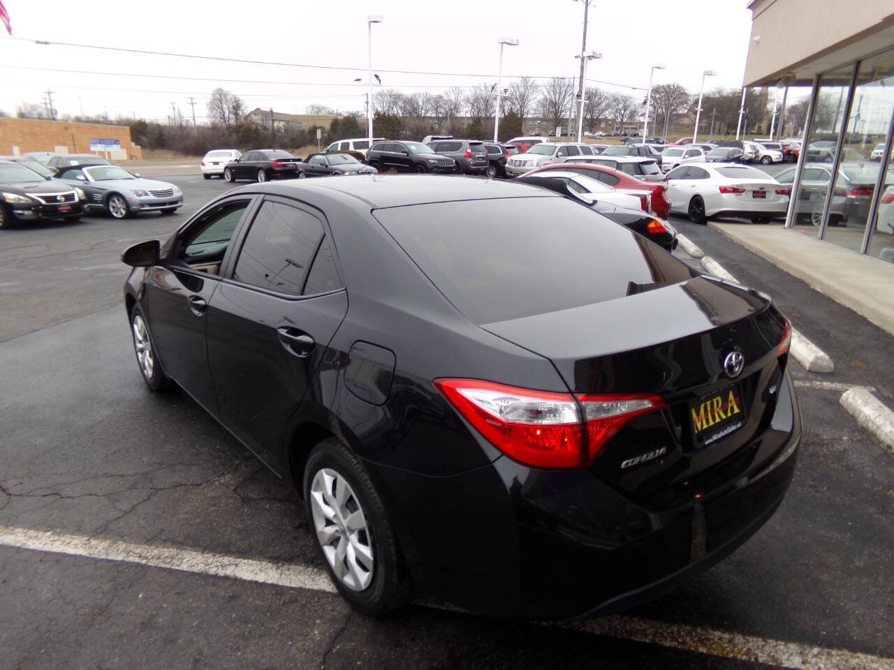 Used 2015 Toyota Corolla LE FWD image 6