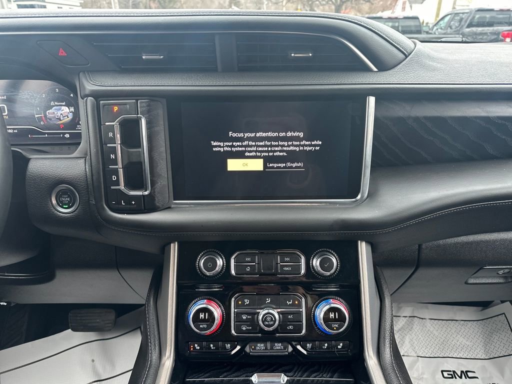 Used 2024 GMC Yukon Denali image 16