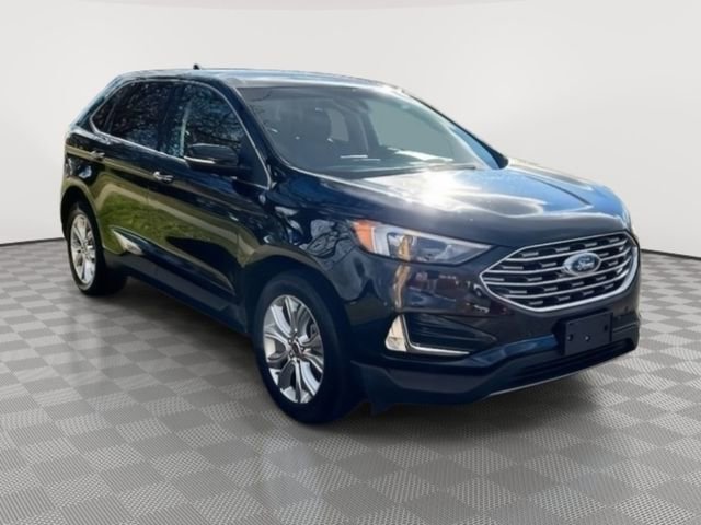 Used 2023 Ford Edge Titanium image 4