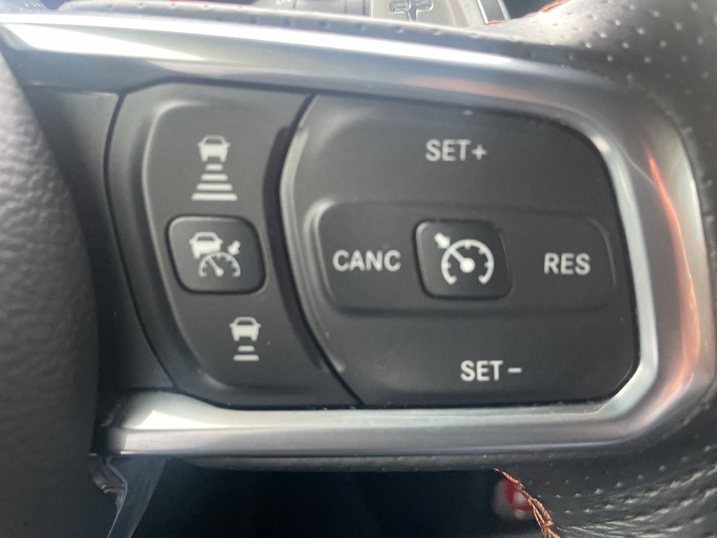 Used 2022 Jeep Wrangler Unlimited Rubicon w/ Xtreme Recon 35" Tire Package image 27