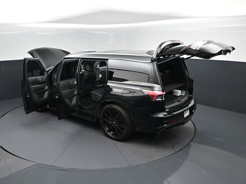 Certified 2026 INFINITI QX80 Autograph AWD/4WD image 2