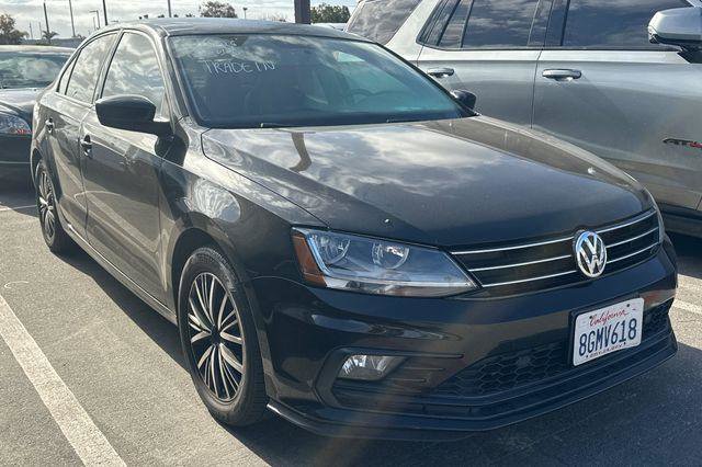 Used 2018 Volkswagen Jetta Wolfsburg Edition FWD image 2