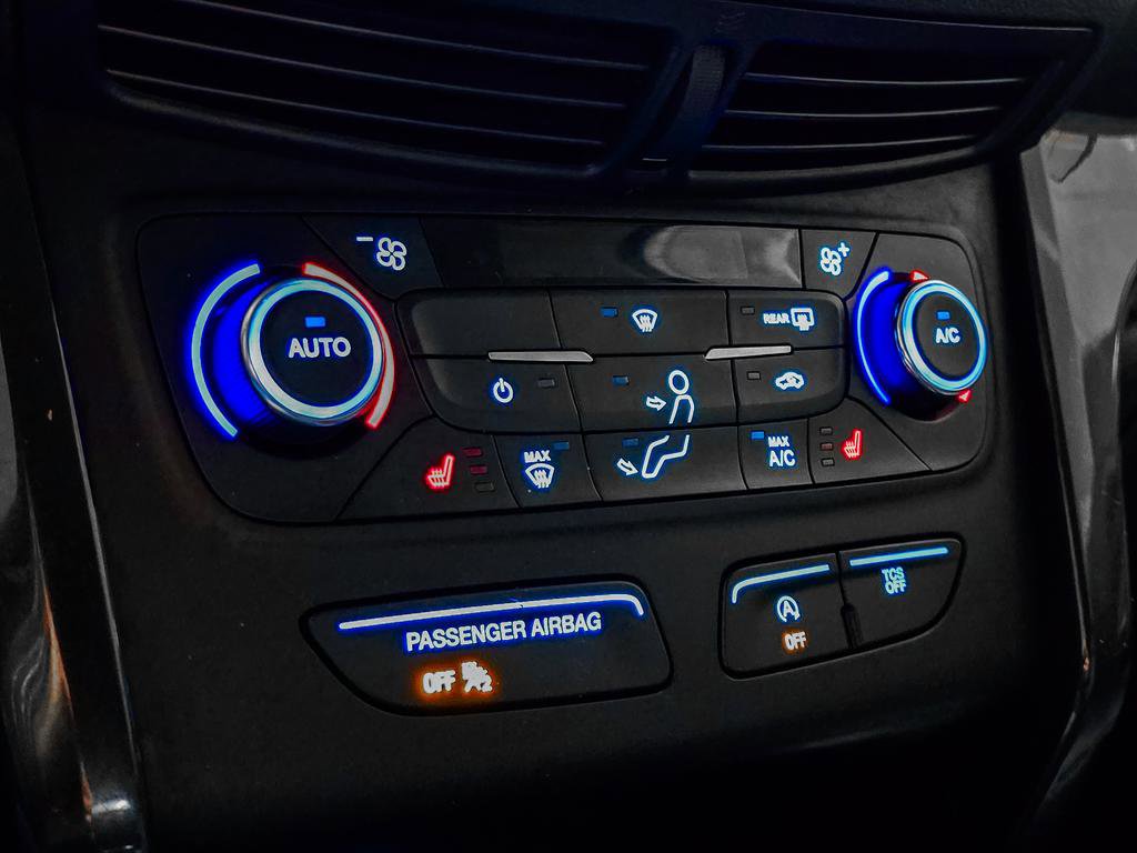 Used 2017 Ford Escape Titanium image 28