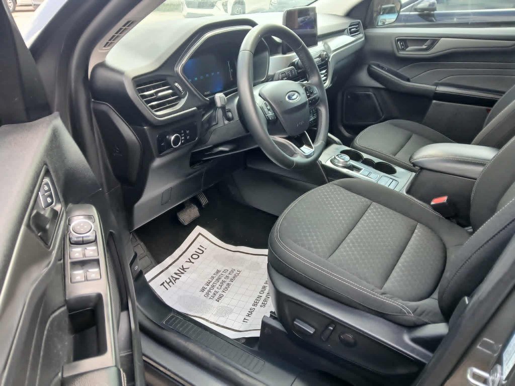 Used 2024 Ford Escape Active FWD image 9