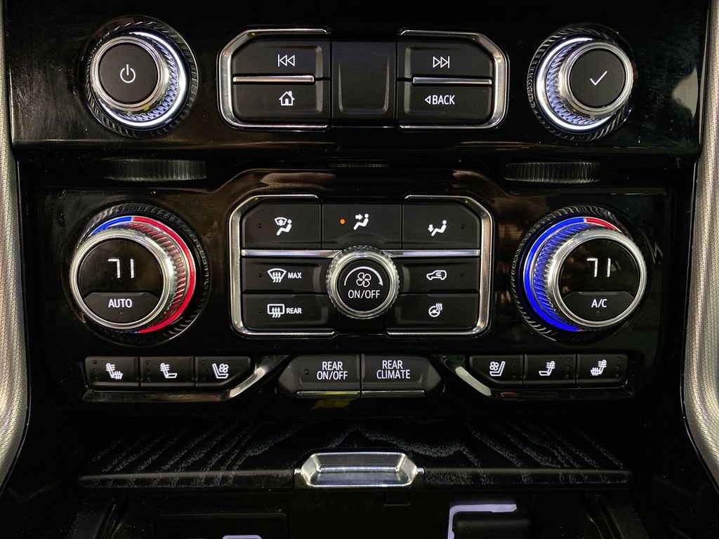 Certified 2024 GMC Yukon Denali w/ Advanced Technology Package image 18