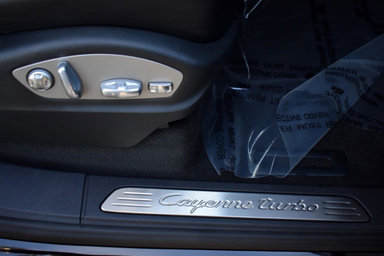 Used 2014 Porsche Cayenne Turbo w/ Comfort Plus Package (PU4) image 47