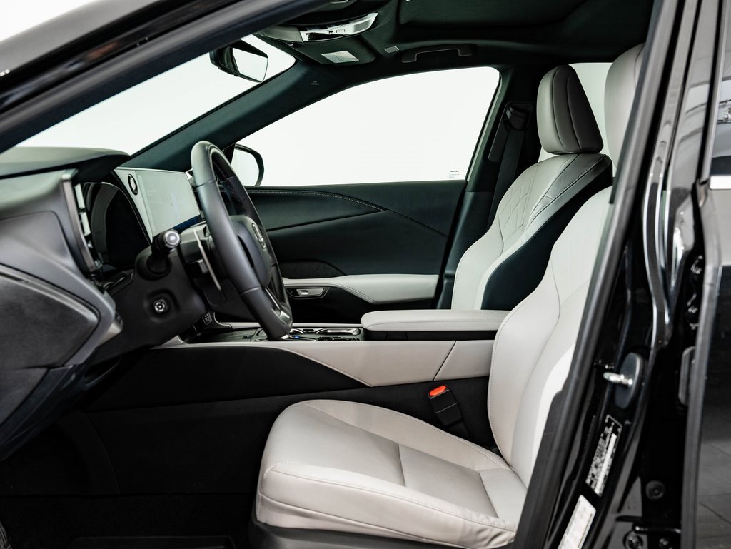 Certified 2023 Lexus RX 350h w/ Cold Area Package image 23