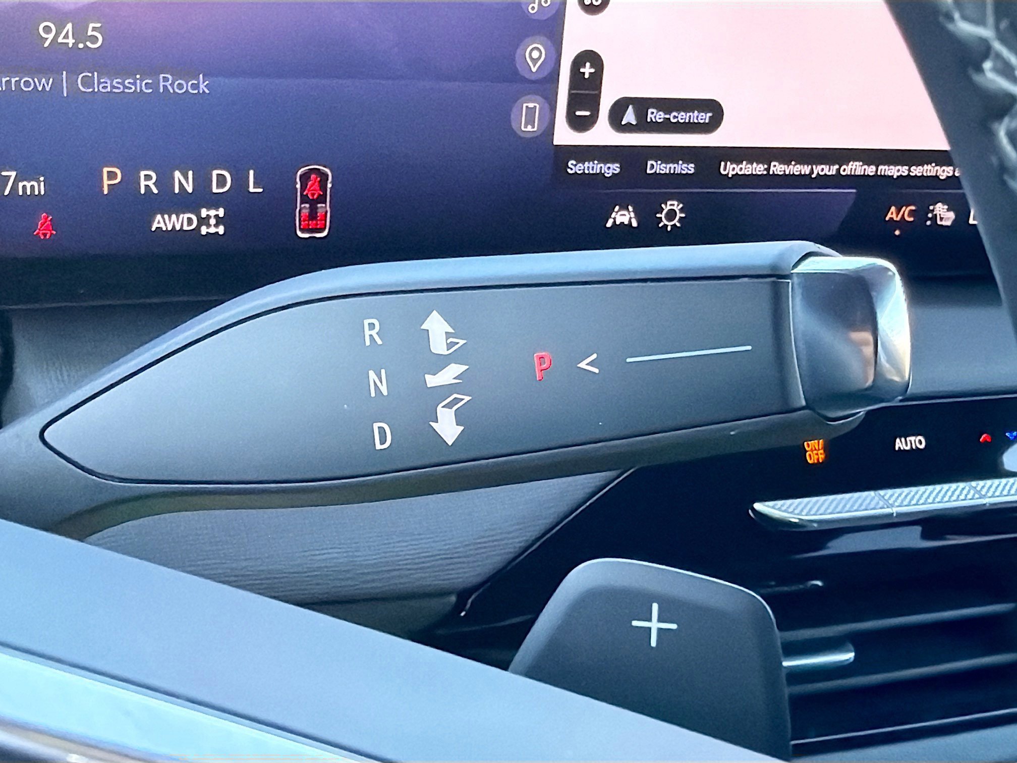 Used 2025 Buick Enclave Sport Touring image 29