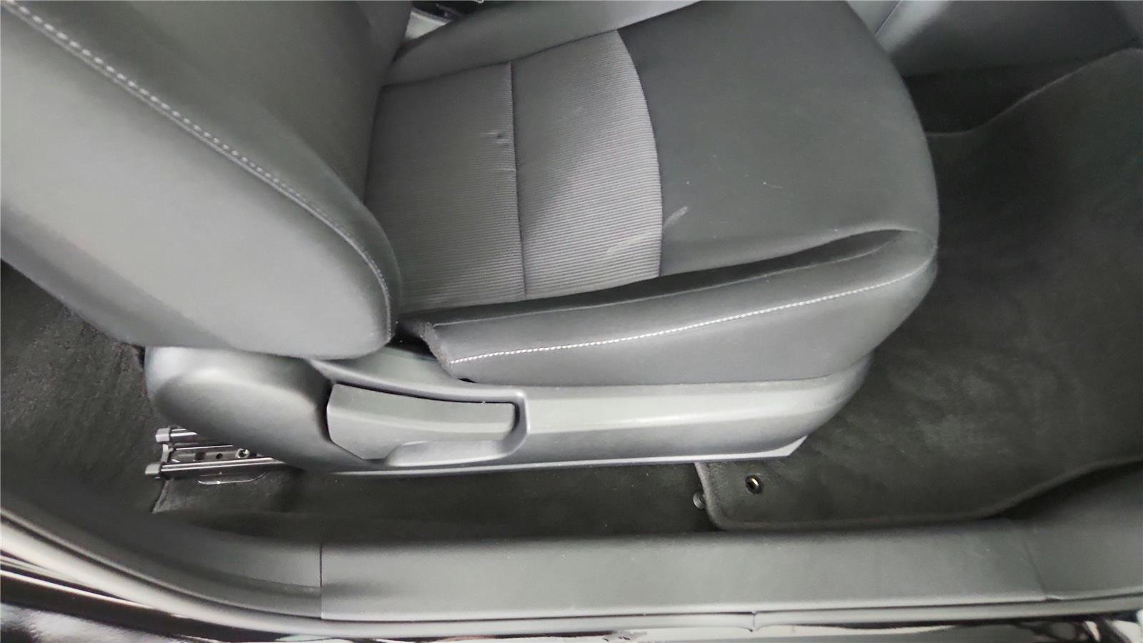 Used 2024 Nissan Sentra SV FWD image 20