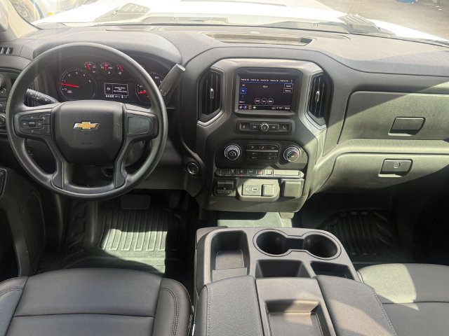 Used 2026 Chevrolet Silverado 3500 W/T AWD/4WD image 17