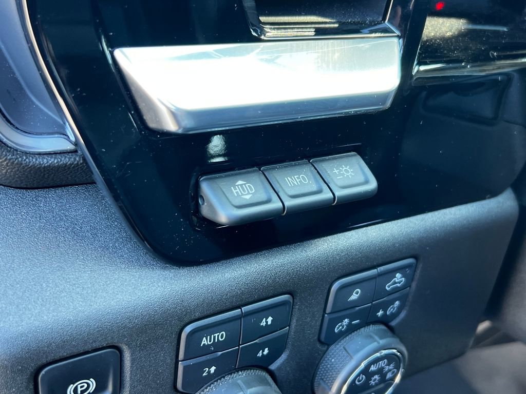 Used 2025 Chevrolet Silverado 3500 LTZ w/ LTZ Premium Texas Edition image 29