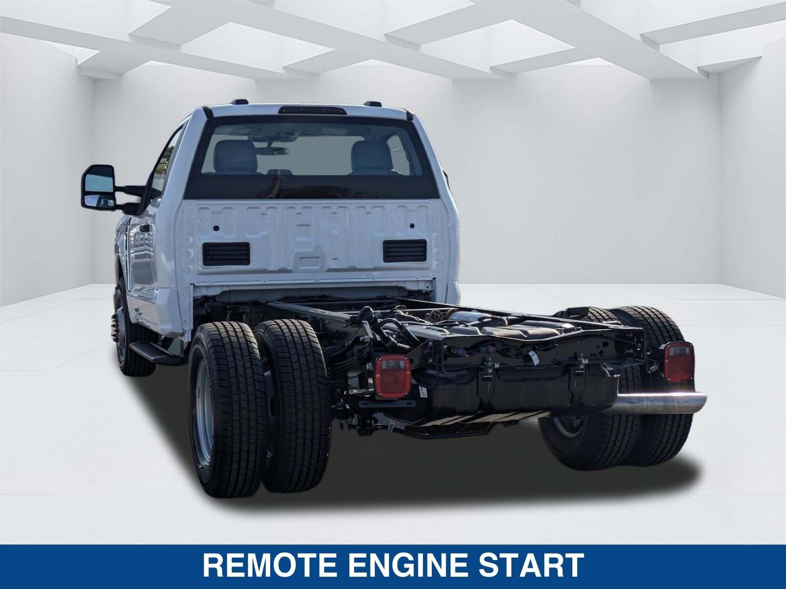 New 2025 Ford F350 XL w/ XL Chrome Package image 7