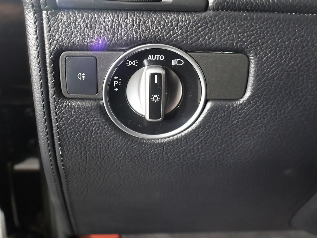 Used 2017 Mercedes-Benz G 550 image 37
