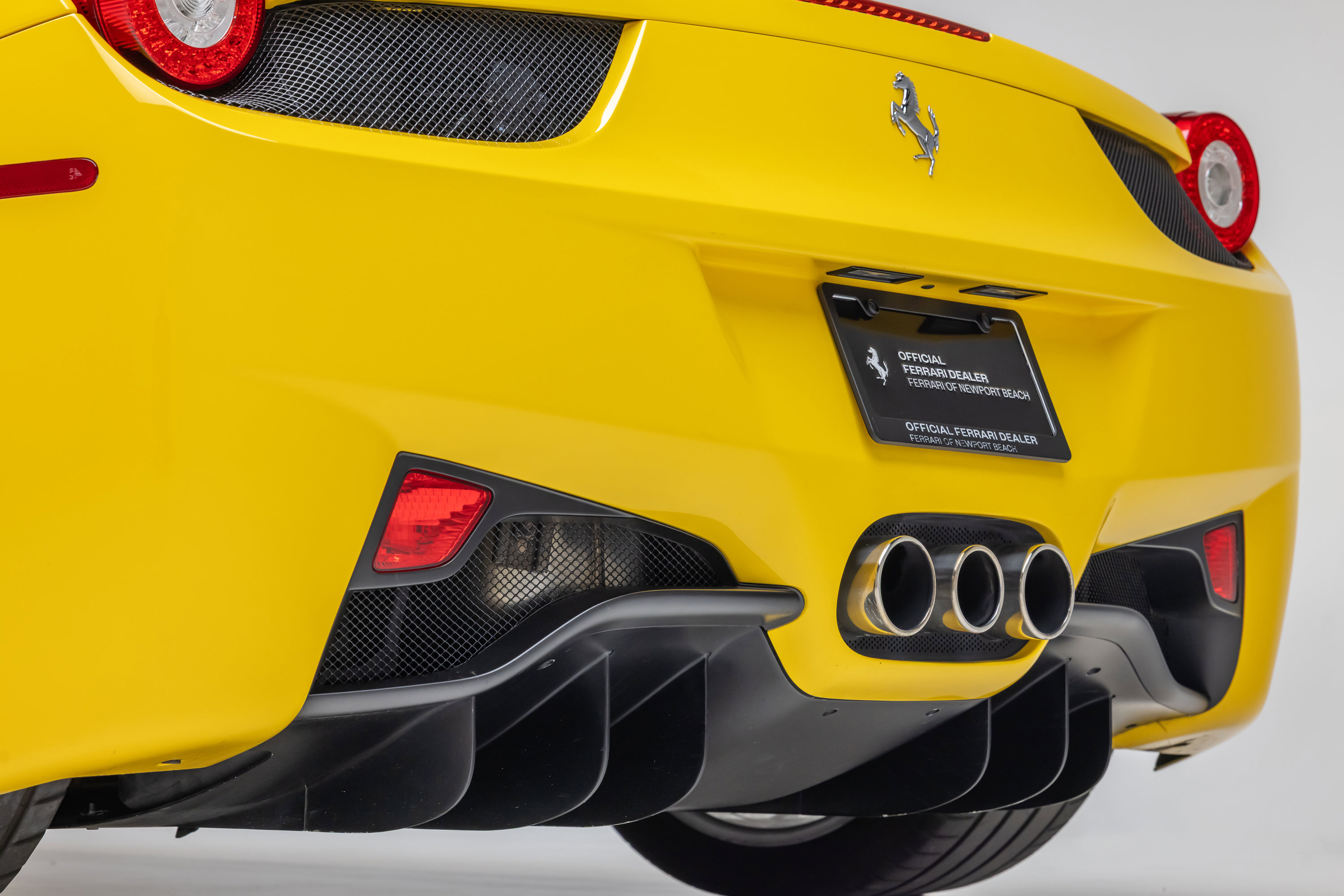 Used 2012 Ferrari 458 Italia Coupe image 15