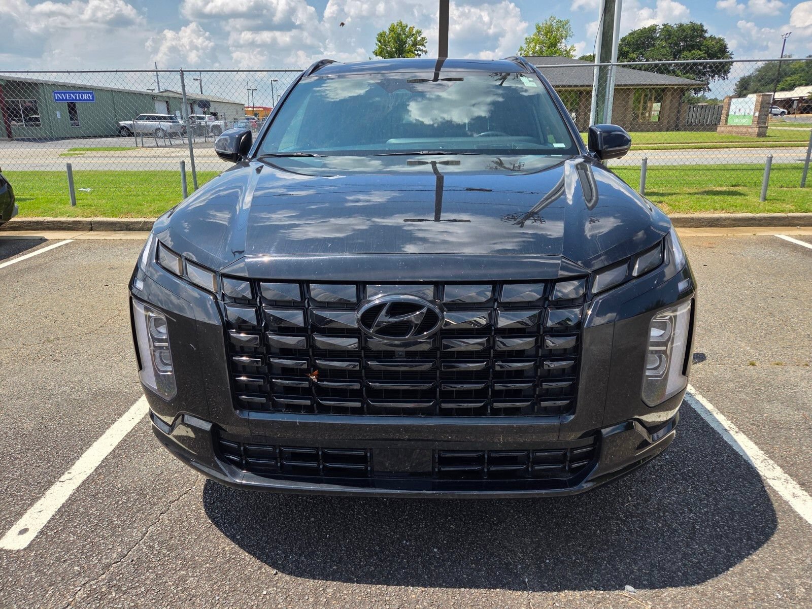 Used 2024 Hyundai Palisade Calligraphy AWD/4WD image 2