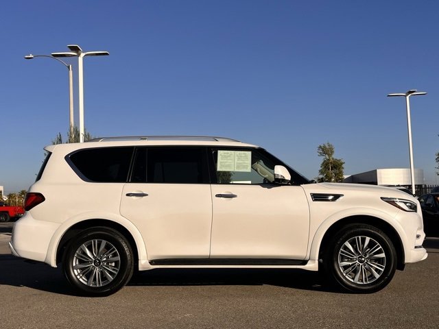 Certified 2024 INFINITI QX80 Luxe image 6