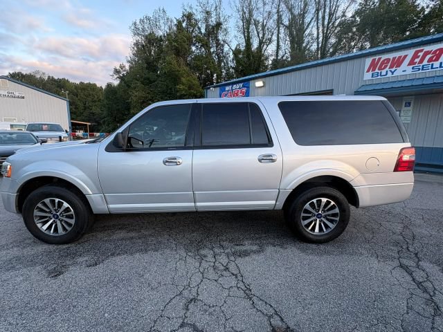 Used 2017 Ford Expedition EL XLT w/ Equipment Group 202A RWD image 2