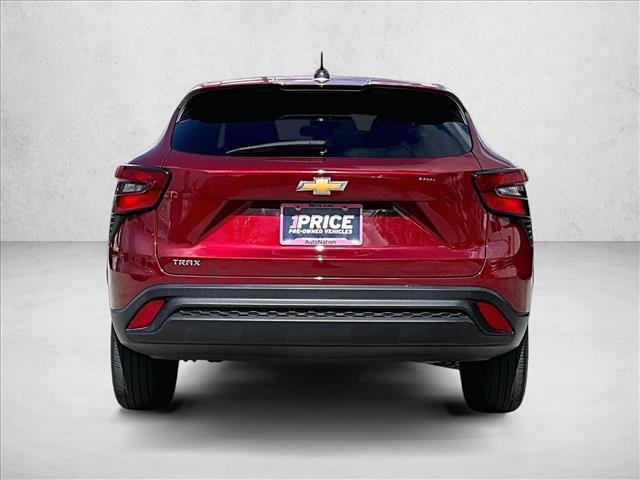 Used 2024 Chevrolet Trax LS FWD image 4