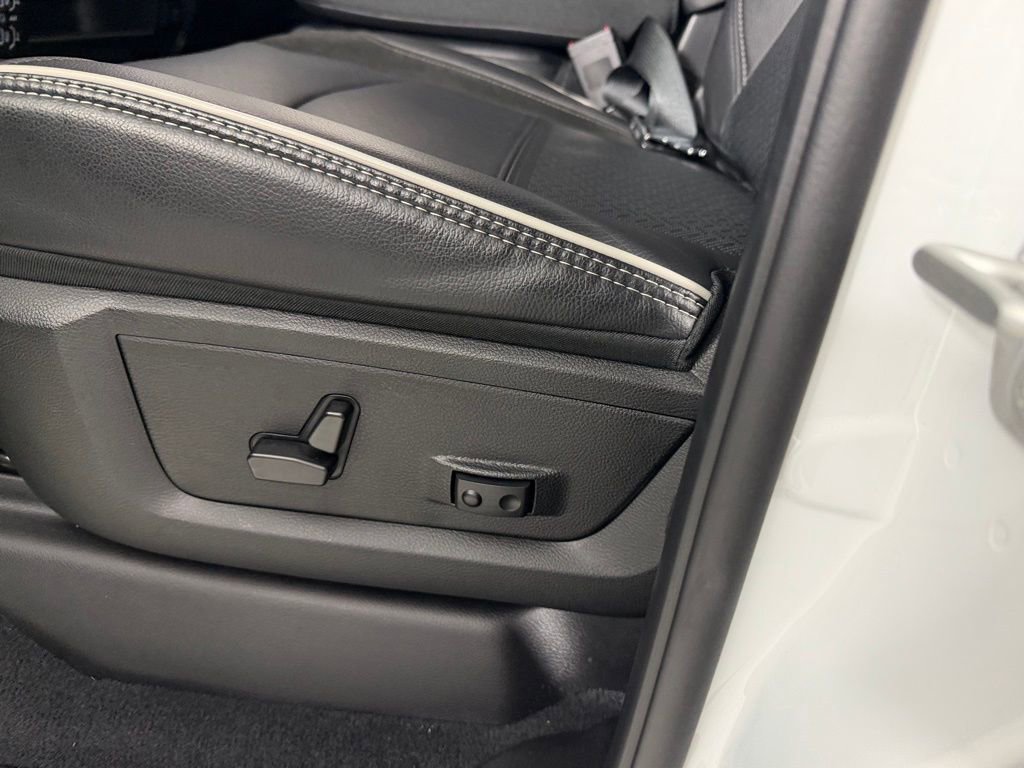 Used 2026 RAM 2500 Laramie image 22