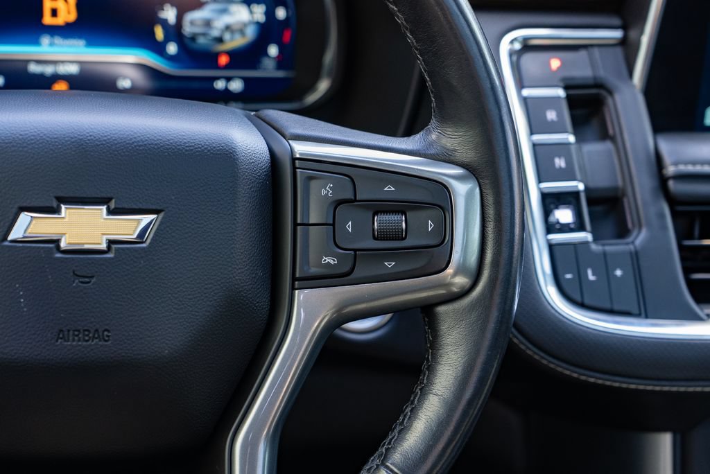Used 2022 Chevrolet Suburban Premier AWD/4WD image 15