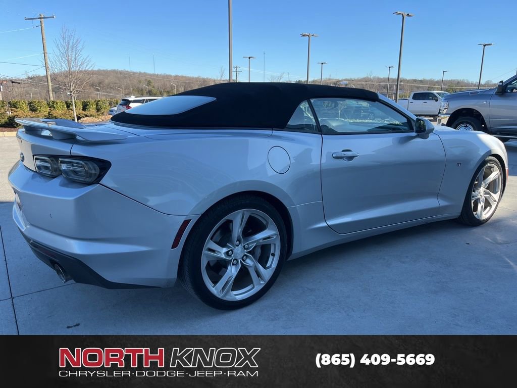 Used 2019 Chevrolet Camaro SS image 17