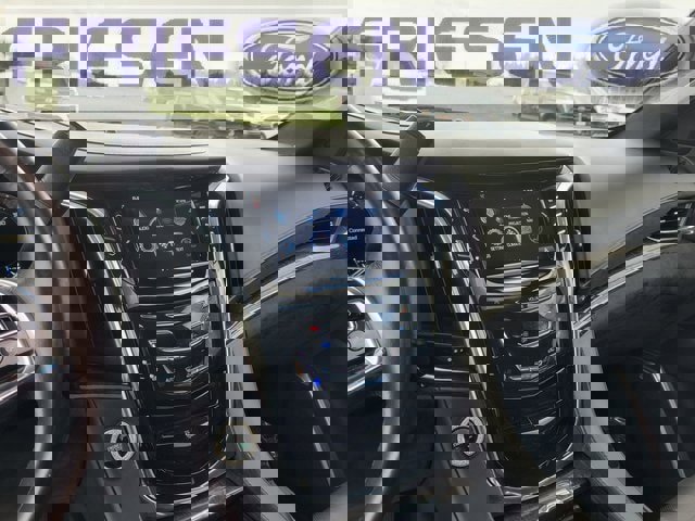 Used 2016 Cadillac Escalade ESV Platinum image 17