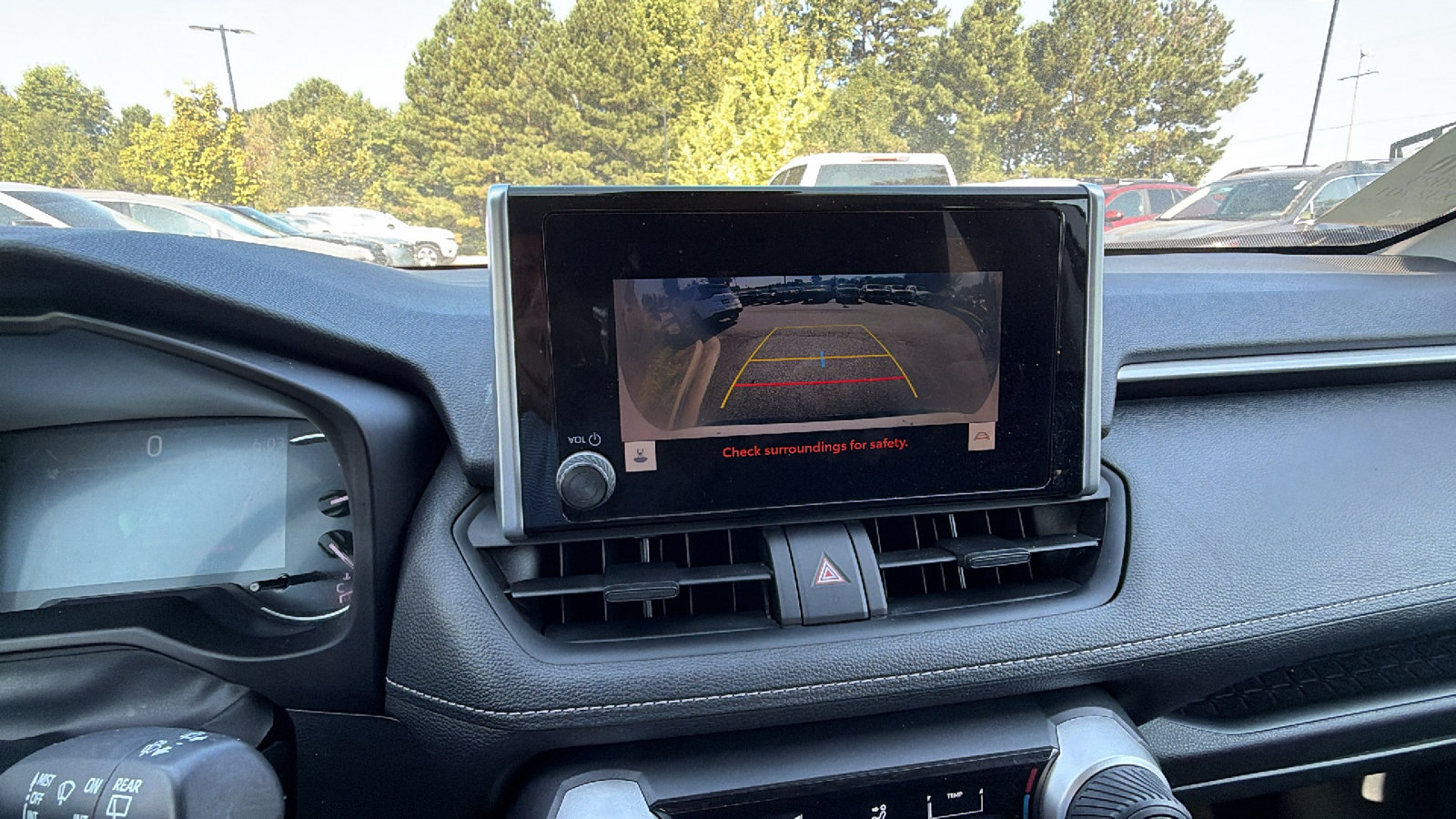 Used 2023 Toyota RAV4 LE FWD image 32