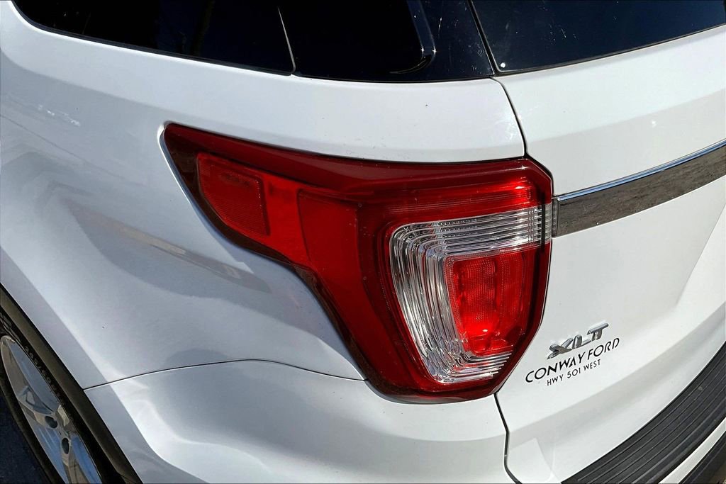 Used 2019 Ford Explorer XLT FWD image 25