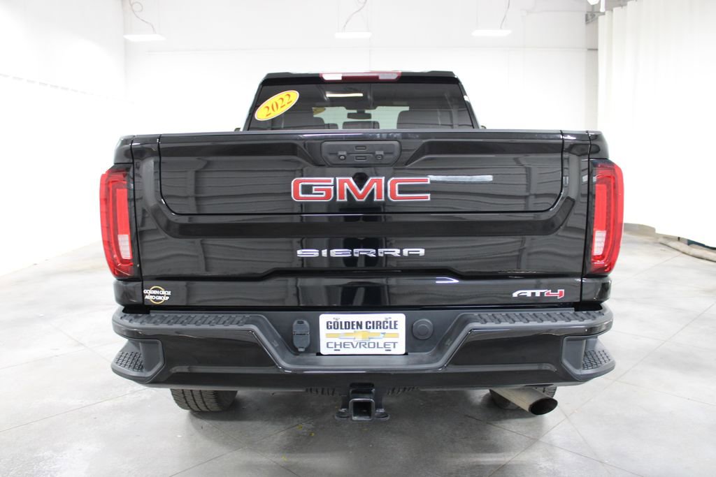 Used 2022 GMC Sierra 2500 AT4 image 8