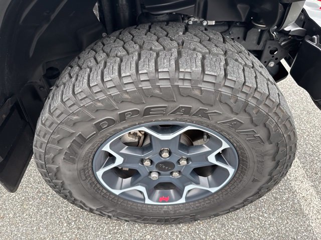 Used 2023 Jeep Gladiator Rubicon w/ Cold Weather Group AWD/4WD image 24