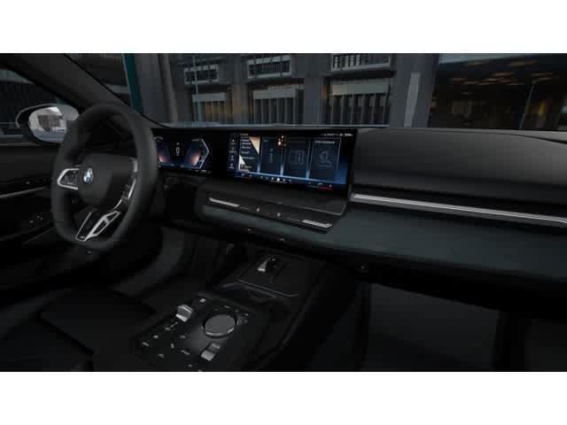 Used 2026 BMW 530i w/ M Sport Package RWD image 14