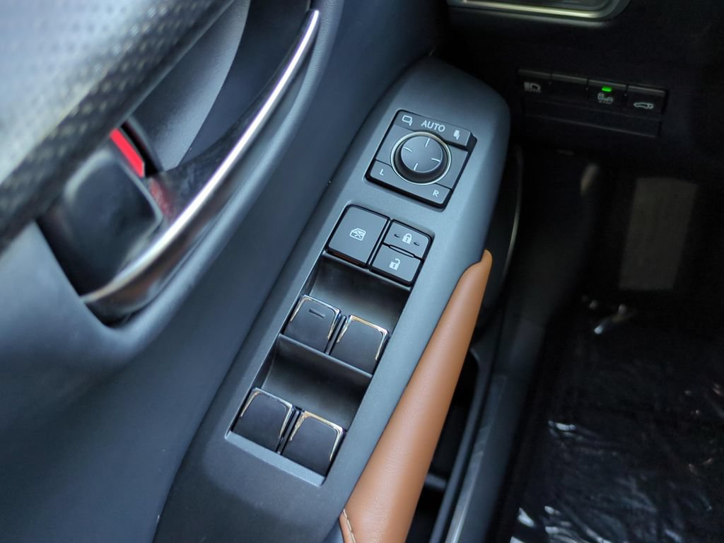 Used 2018 Lexus NX 300 FWD w/ Comfort Package image 19