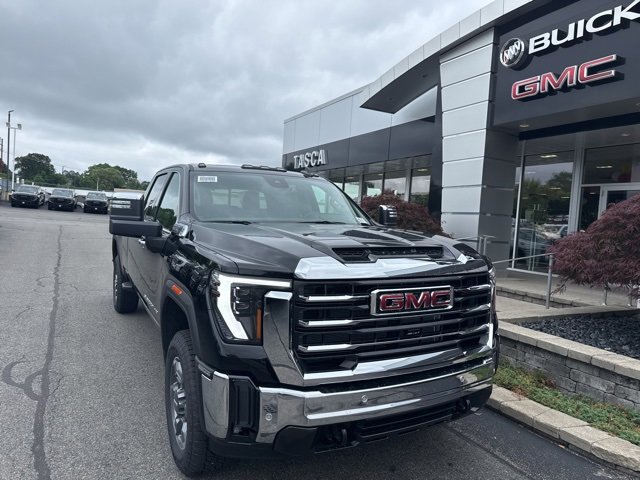 New 2025 GMC Sierra 2500 SLT