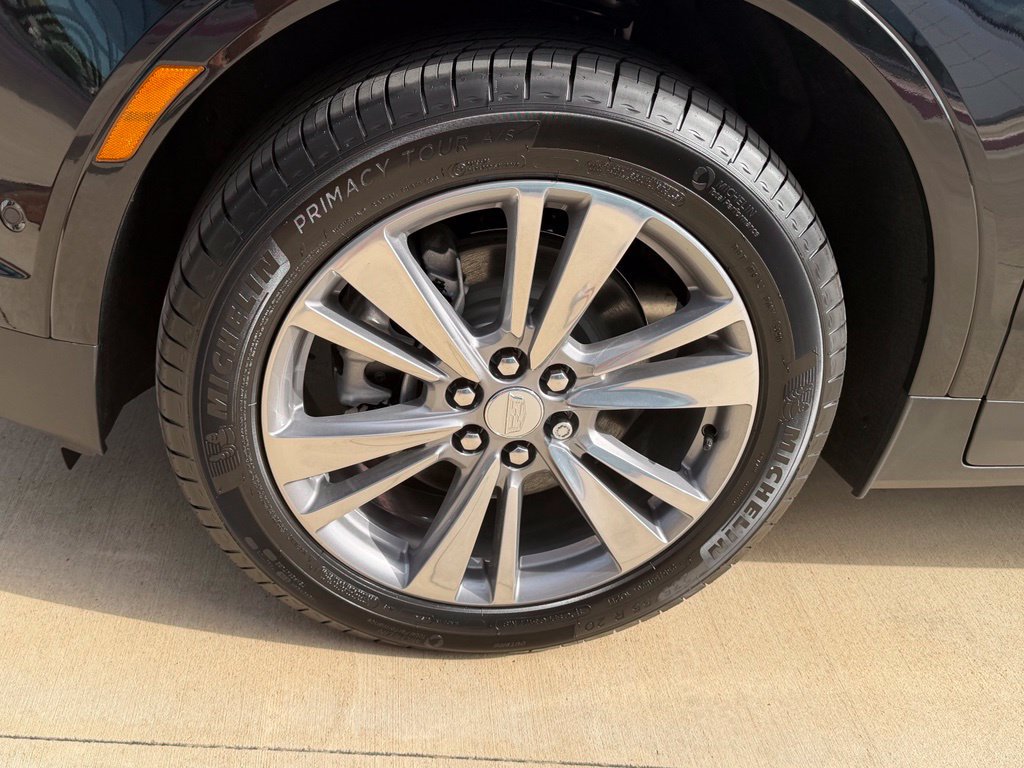 New 2026 Cadillac XT5 Premium Luxury w/ LPO, Floor Liner Package FWD image 11