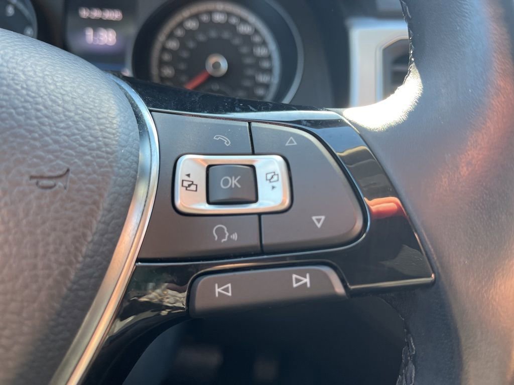 Used 2018 Volkswagen Atlas SE image 16