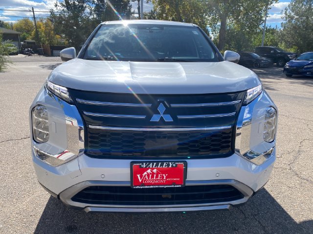 Used 2025 Mitsubishi Outlander SE AWD/4WD image 8