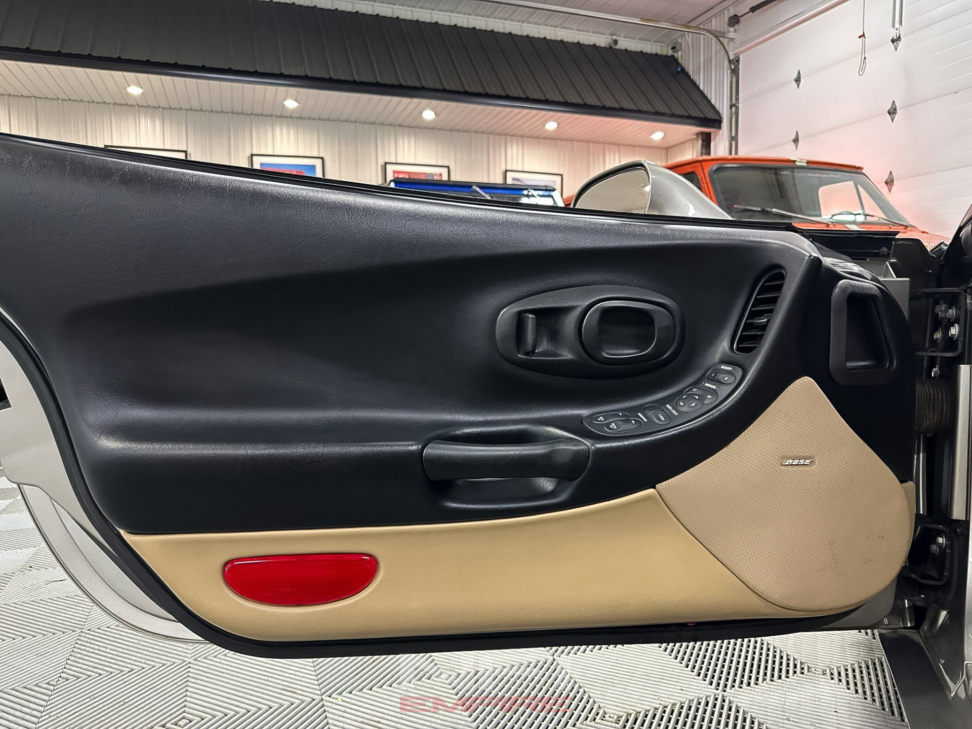 Used 2000 Chevrolet Corvette Convertible 2D w/ Memory Pkg image 41