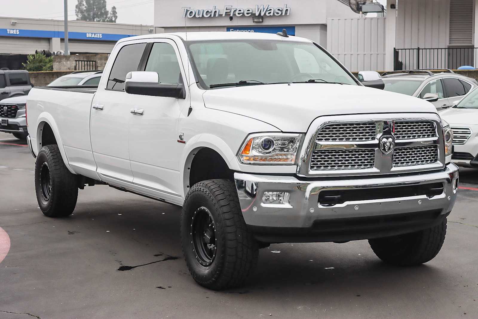 Used 2016 RAM 2500 Laramie w/ Convenience Group image 5