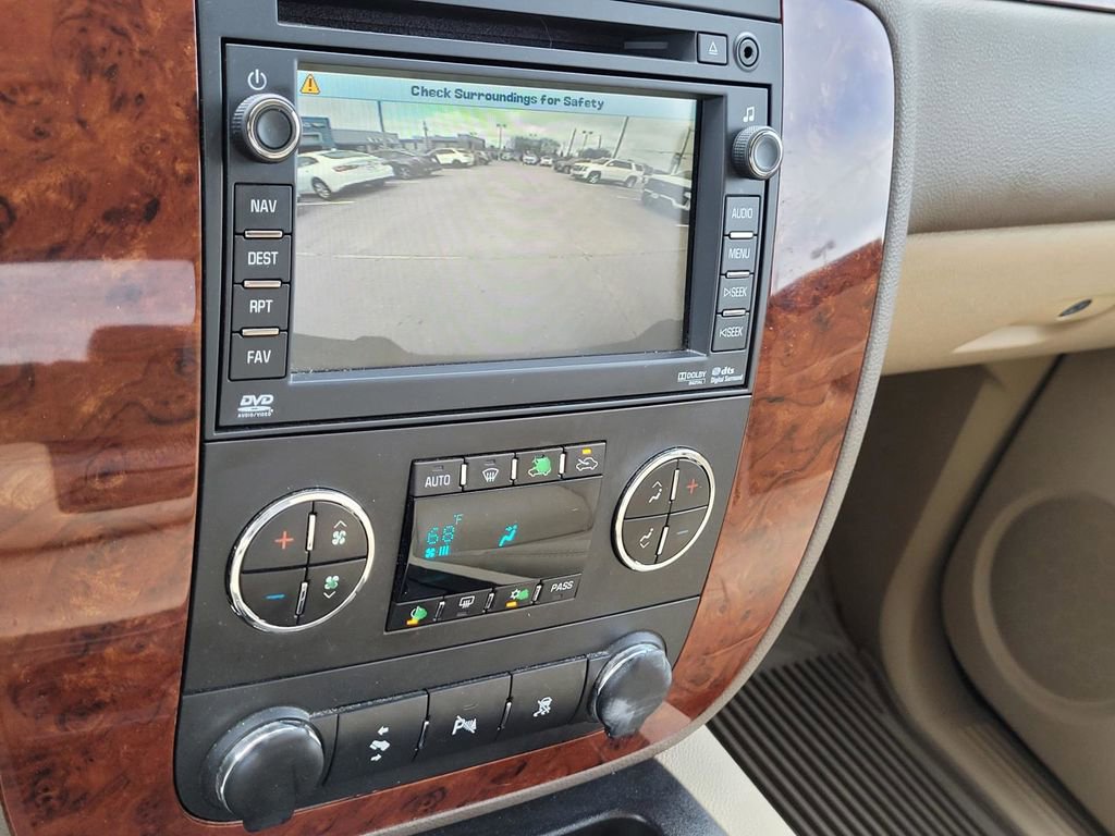 Used 2011 Chevrolet Silverado 1500 LTZ w/ LTZ White Diamond Edition image 30