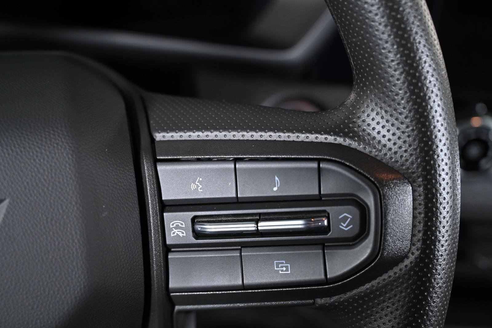 Used 2024 Chevrolet Colorado Trail Boss w/ Advanced Trailering Package image 14