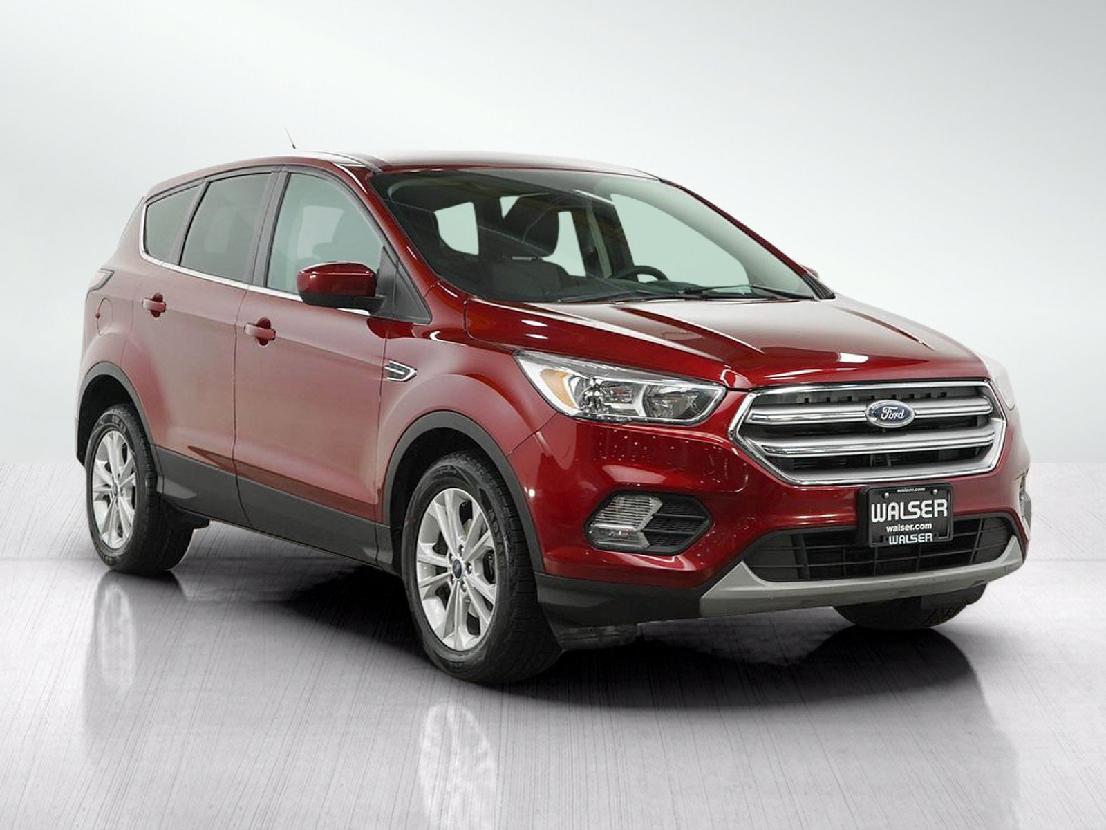 Used 2017 Ford Escape SE w/ SE Cold Weather Package FWD image 7