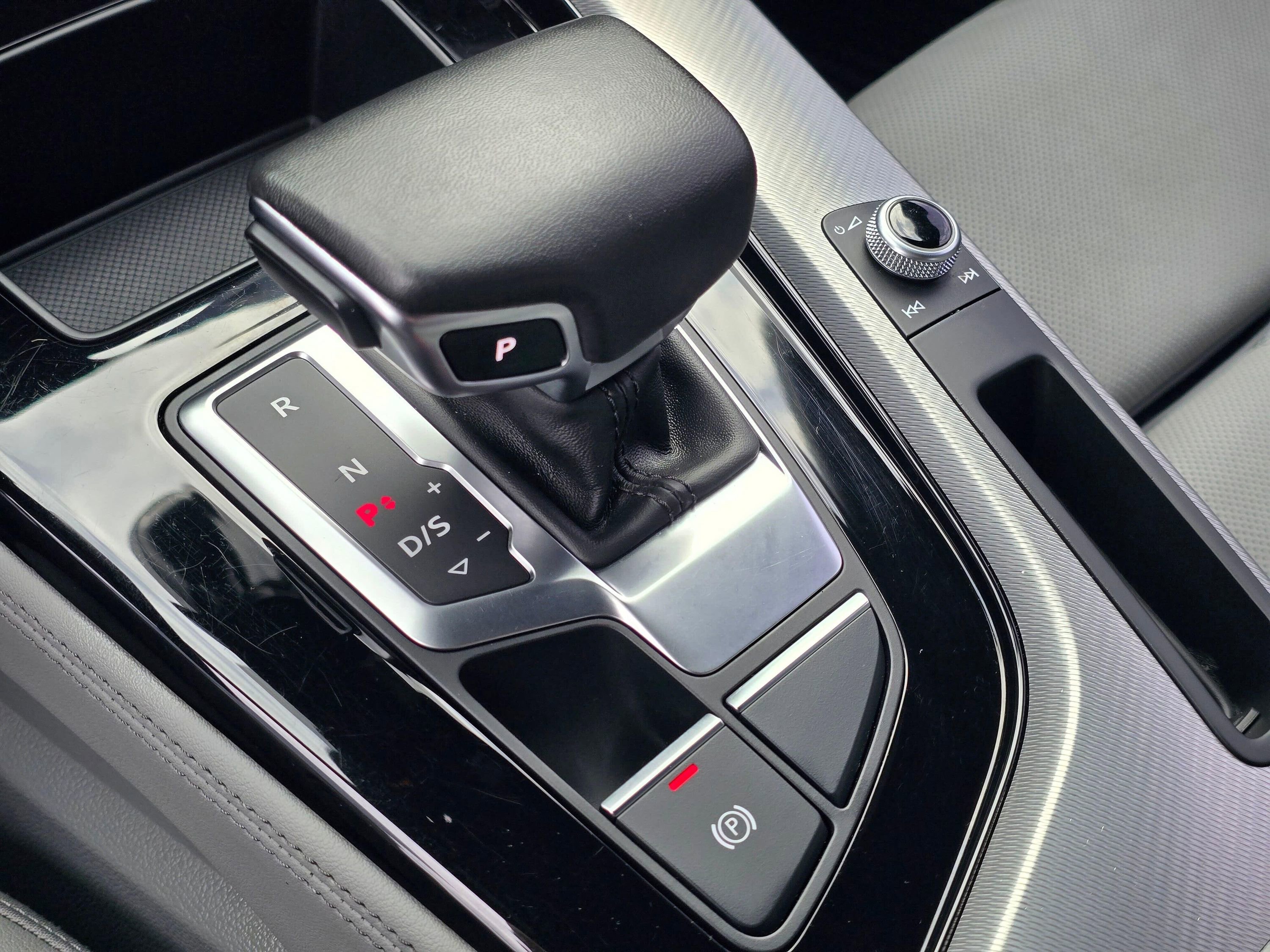 Used 2023 Audi A5 2.0T Premium Plus w/ Premium Plus image 17