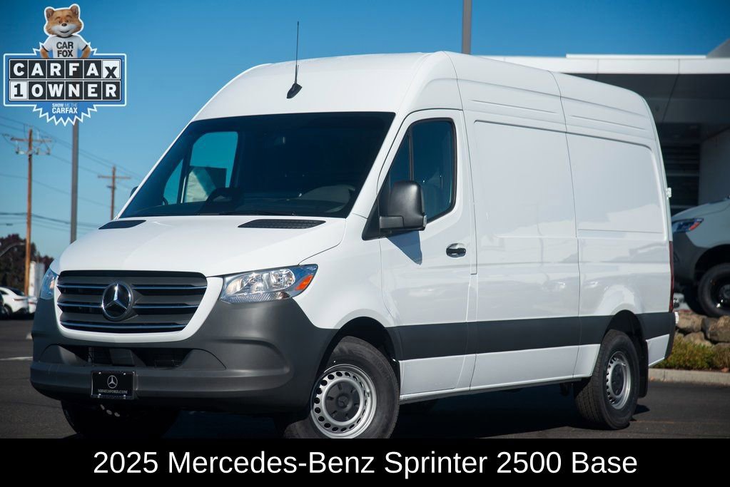 Used 2025 Mercedes-Benz Sprinter 2500 image 1