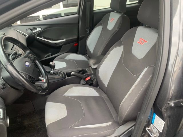 Used 2015 Ford Focus ST FWD image 7